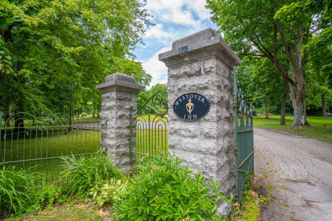 Westover Inn Saint Marys Exterior foto