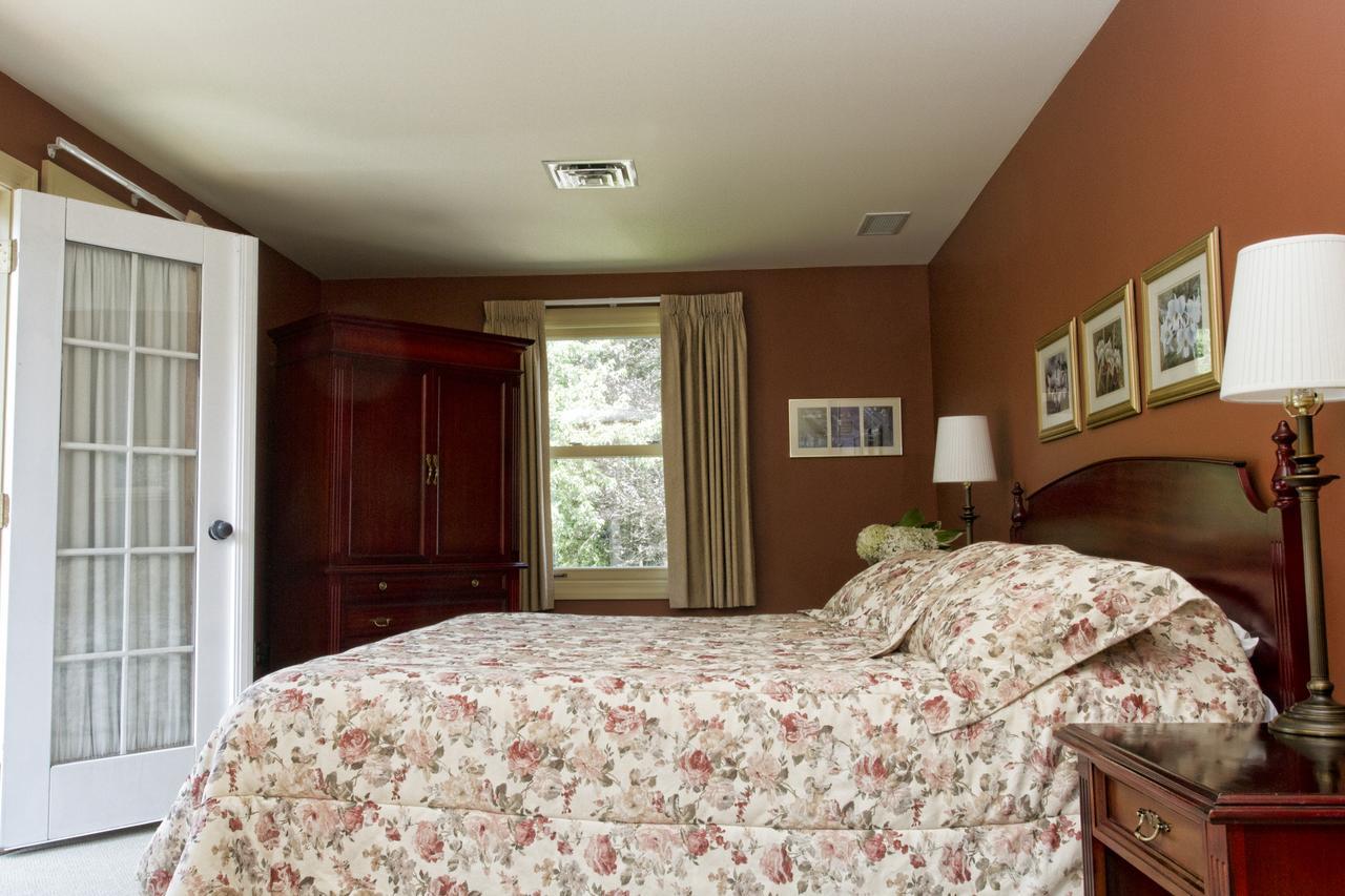 Westover Inn Saint Marys Exterior foto